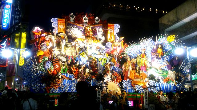 八戸三社大祭　2014年7月31日　前夜祭　日本酒ショップくるみや