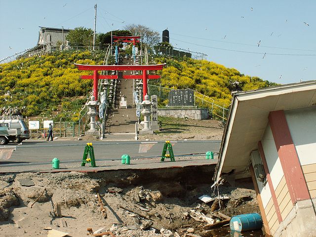 八戸の蕪島2011年5月　01　日本酒通販の日本酒ショップくるみや撮影