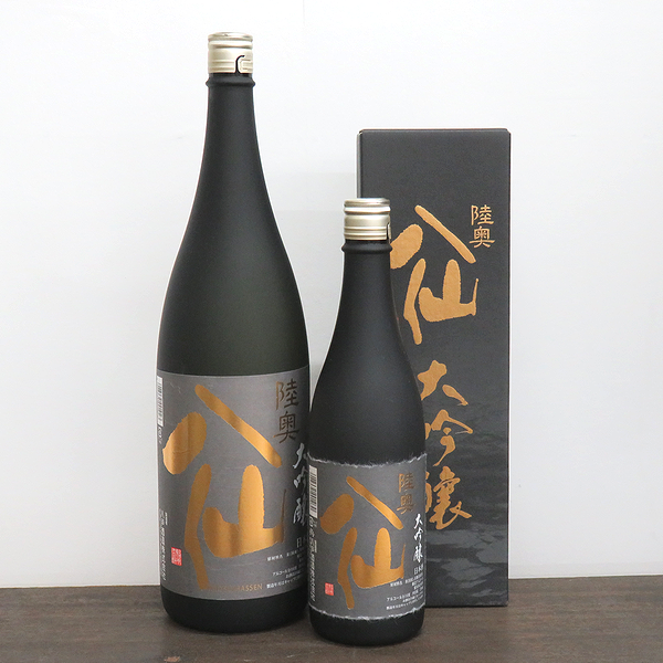 陸奥八仙　大吟醸　華想い４０　2016年IWC大吟醸部門トロフィー受賞酒　八戸の地酒通販　日本酒ショップくるみや